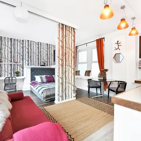 Glasshouse Yard Apartments